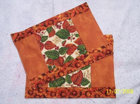 Placemats pair made of all cotton pieced by Linda Monasky